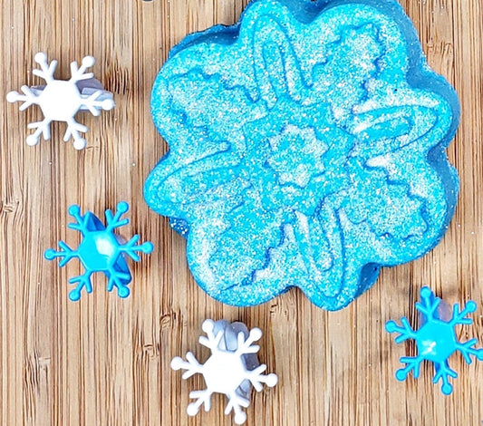 Snowflake Ring Bath Bomb | Surprise Pink Color Inside | Childrens Size Plastic Snoflake ring
