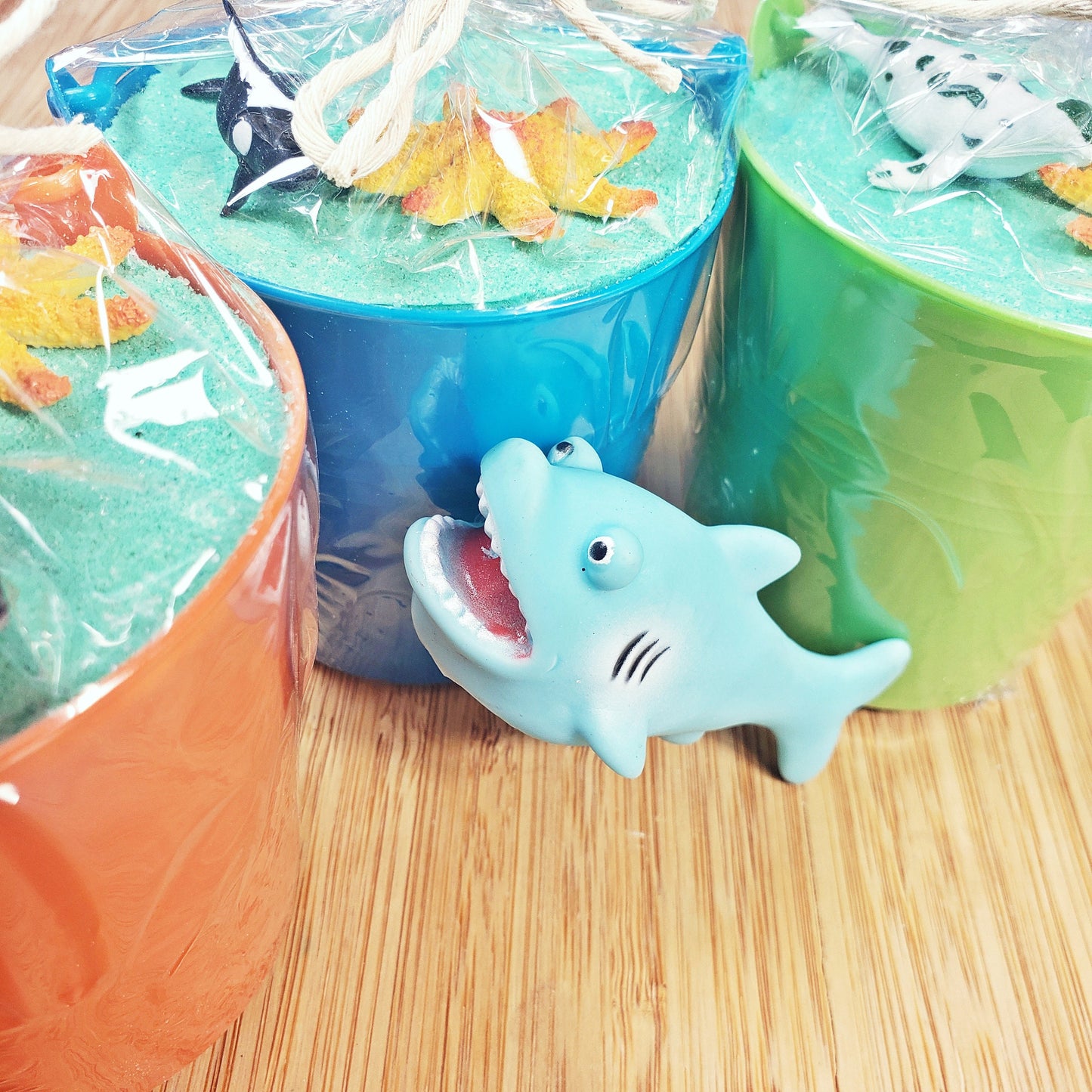 Shark OR Mermaid Squirt Toy Bath Bomb Bucket | 2 Sea Animals on TOP, 1 Mermaid or Shark INSIDE